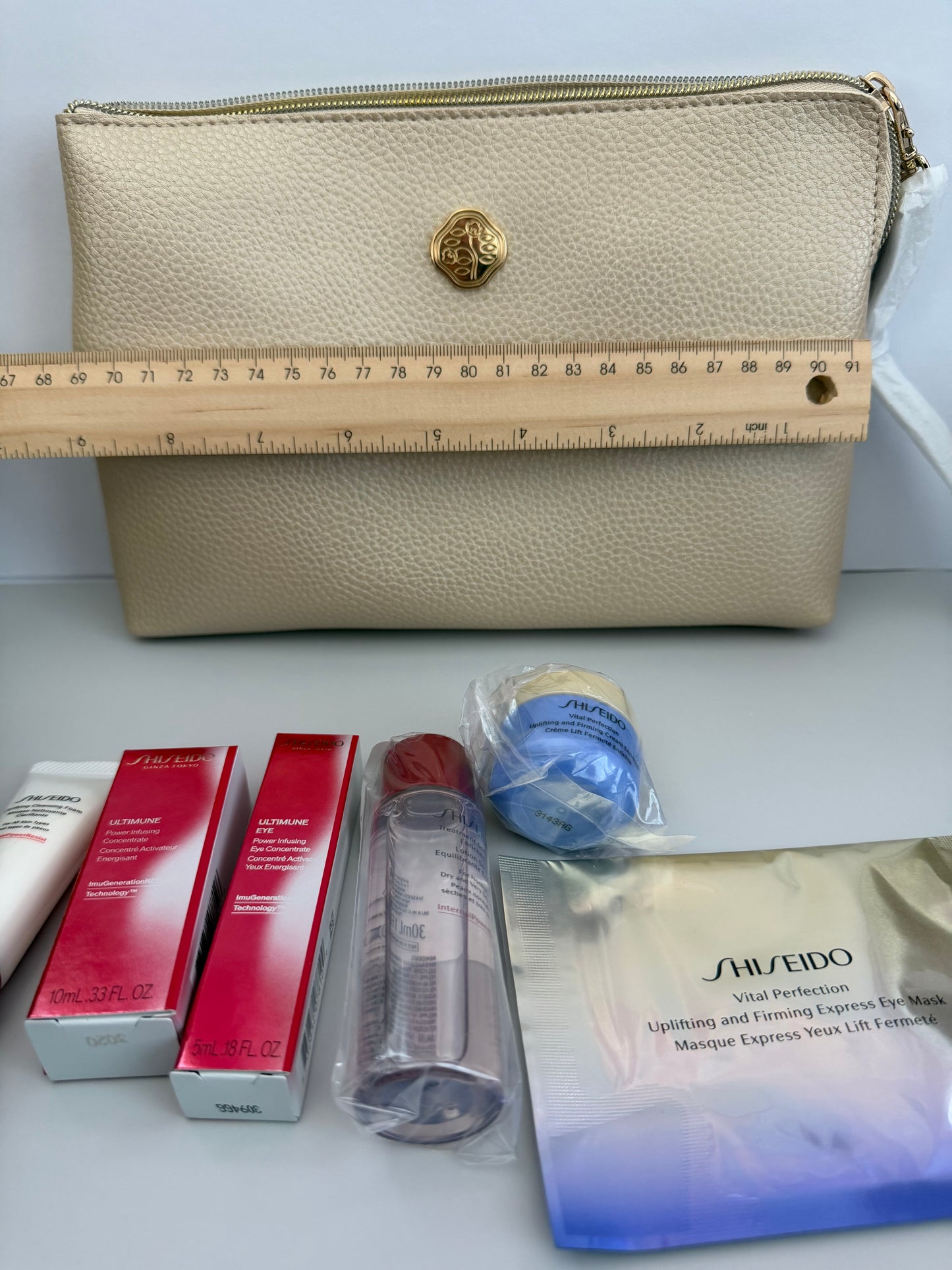 7 pc - Shiseido Beauty Set (one set) New