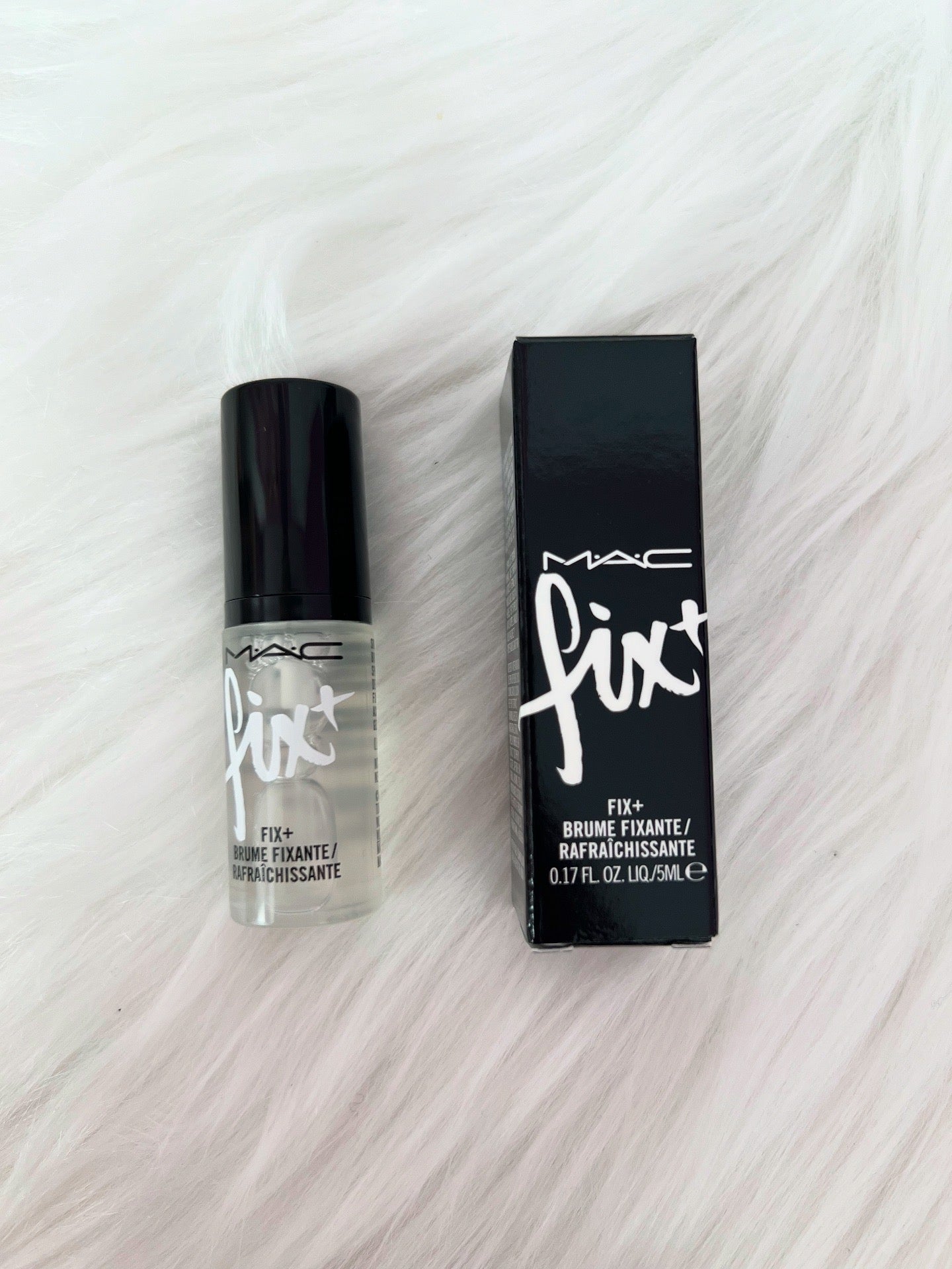 MAC Makeup Set